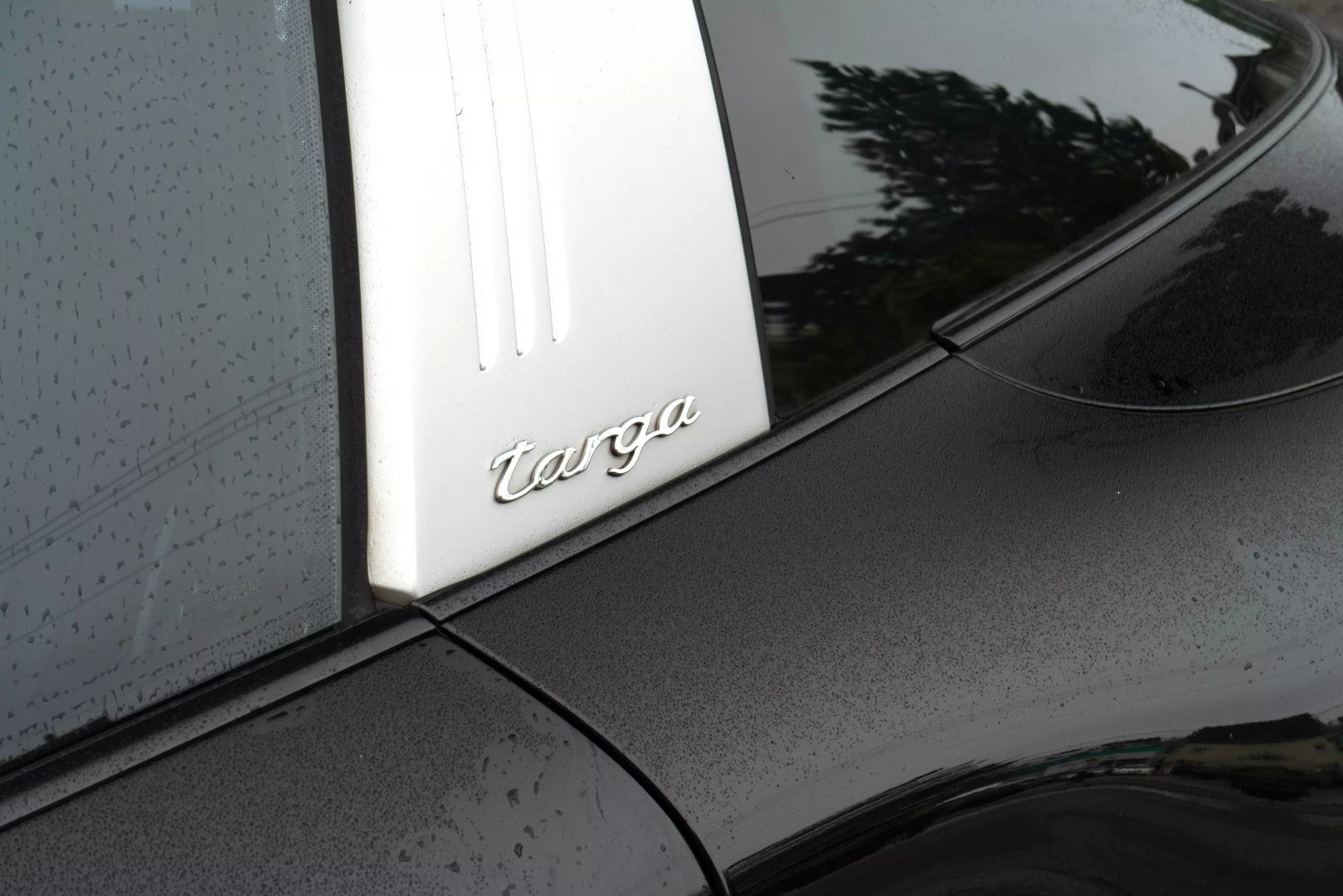 2018 Porsche 911 - Image 35