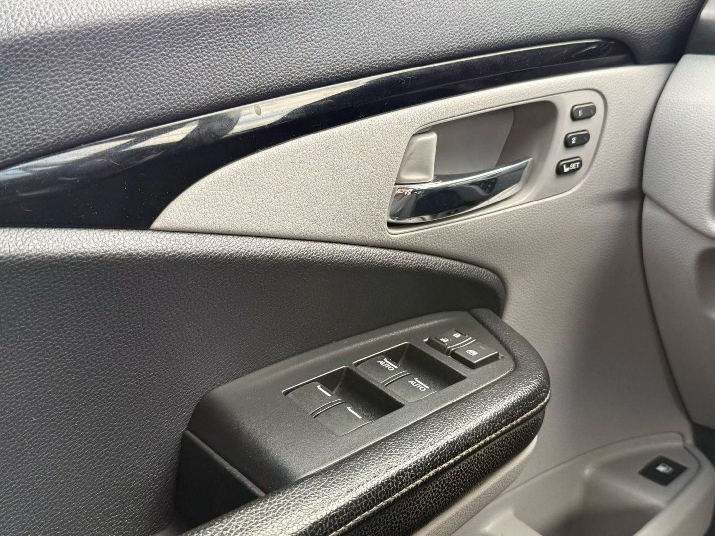 2018 Honda Ridgeline - Image 41