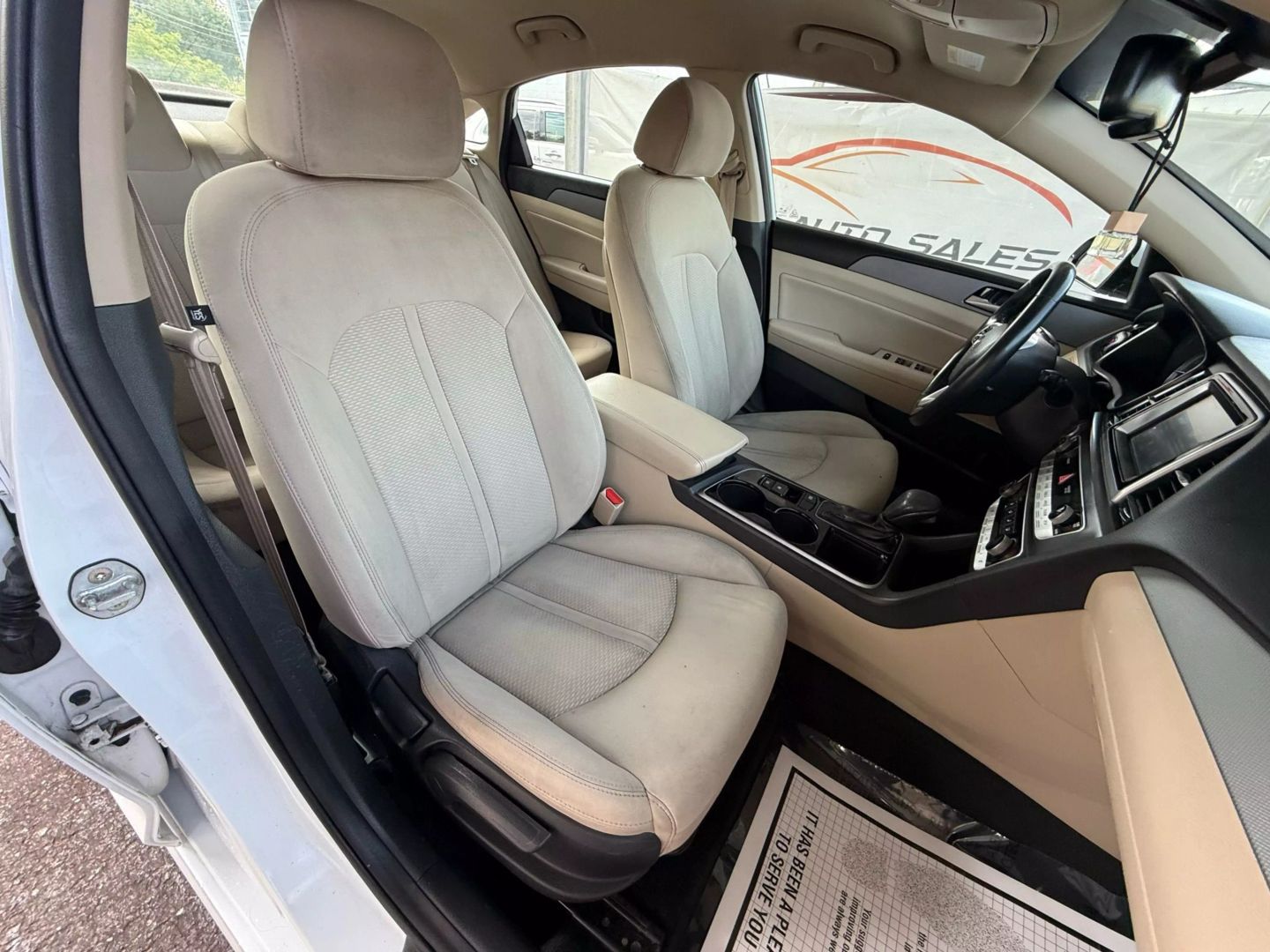 2018 Hyundai Sonata - Image 23