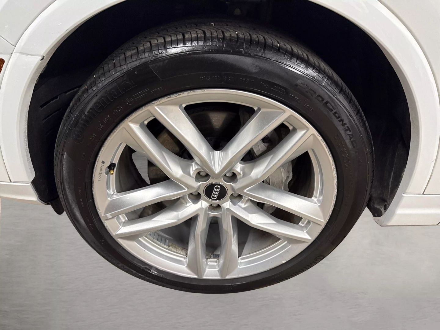 2018 Audi Q7 - Image 18
