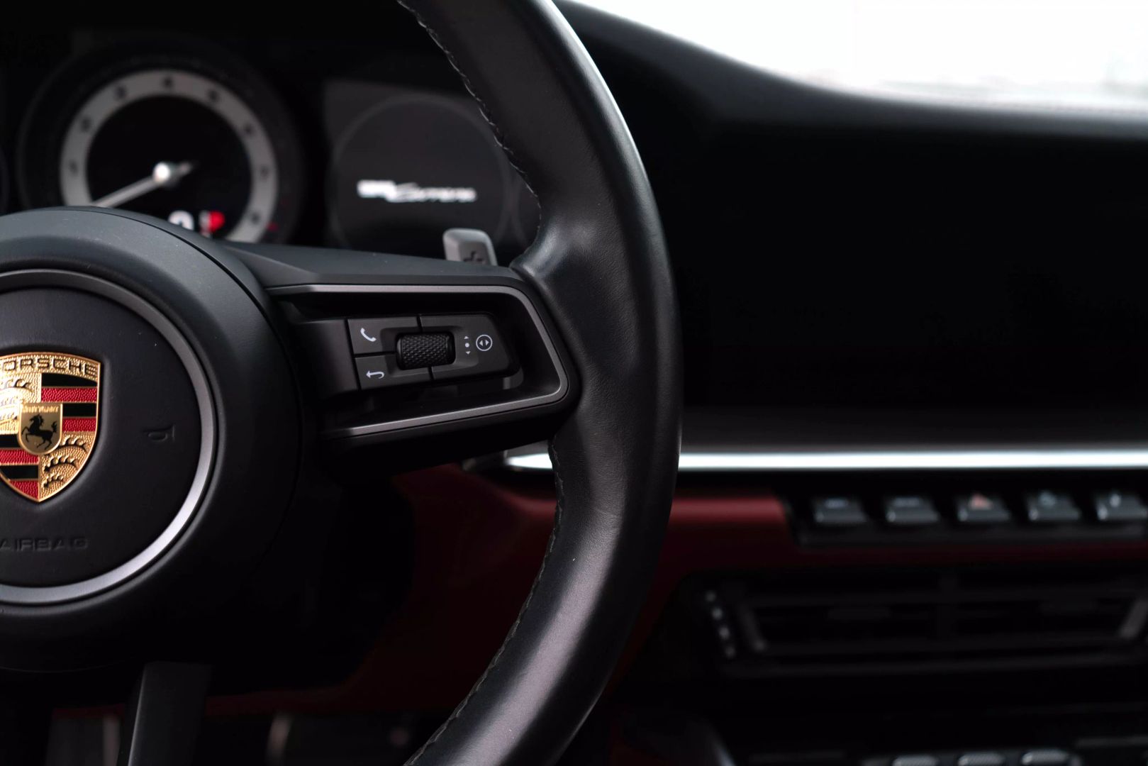 2022 Porsche 911 - Image 46