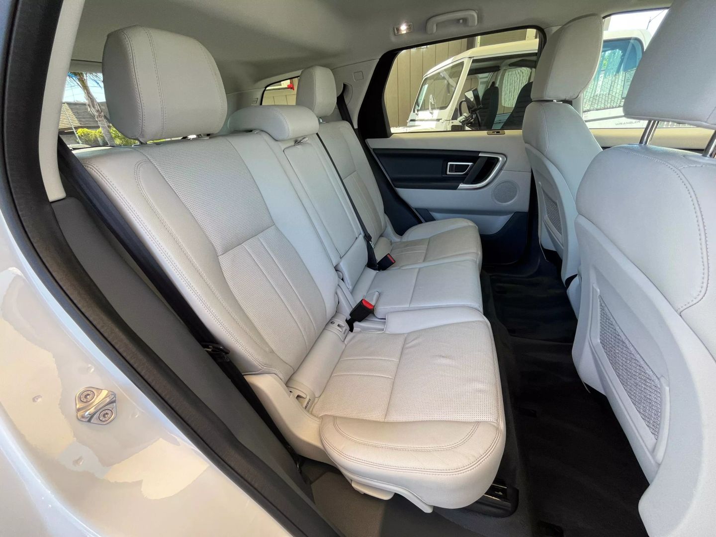 2019 Land Rover Discovery Sport  Vin: Salcp2fxxkh810080 Stock Id: 810080 - Image 18