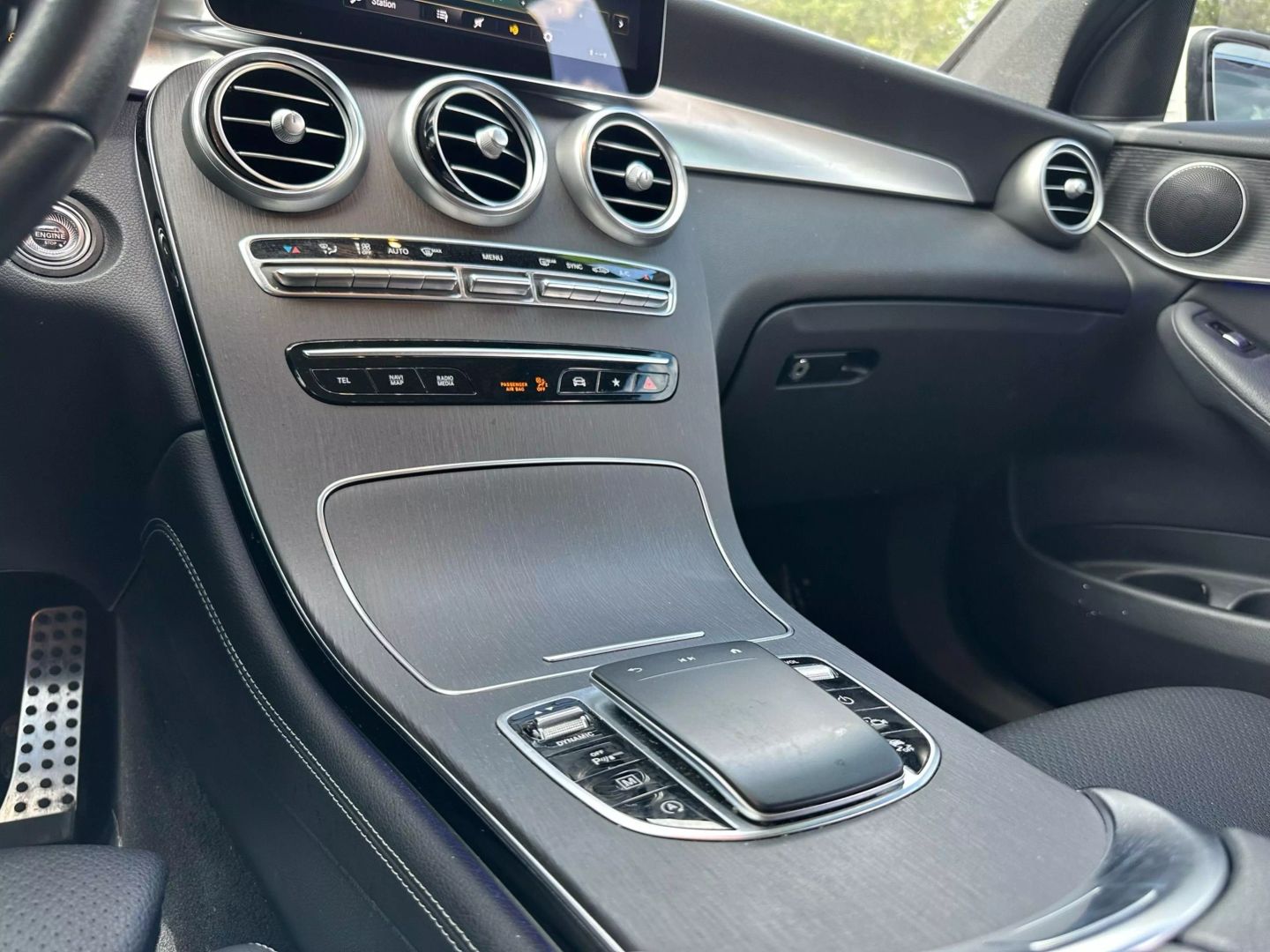2021 MERCEDES-BENZ GLC SUV 4-CYL, TURBO, 2.0 LITER GLC 300 4MATIC SPORT UTILITY 4D