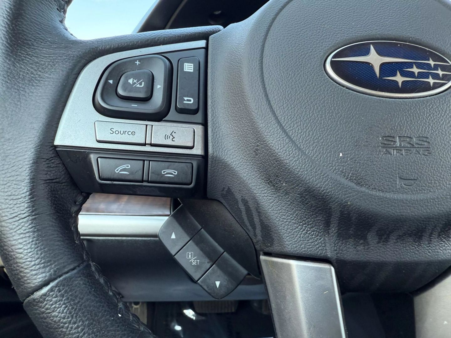 2015 Subaru Outback - Image 34