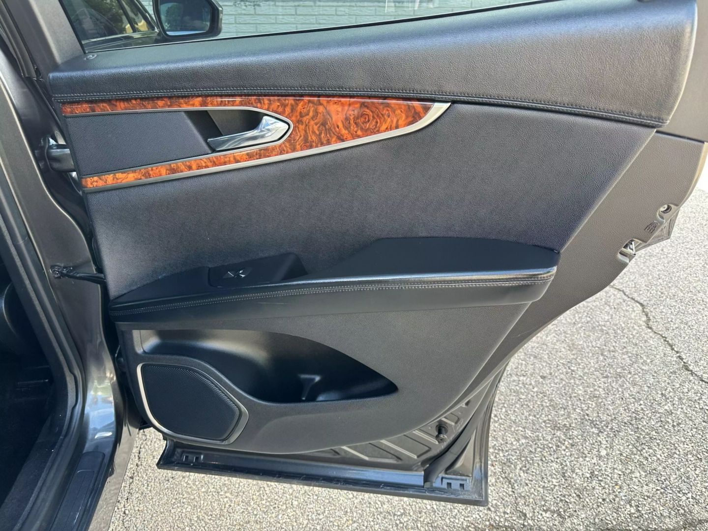 2018 Lincoln Mkx - Image 28