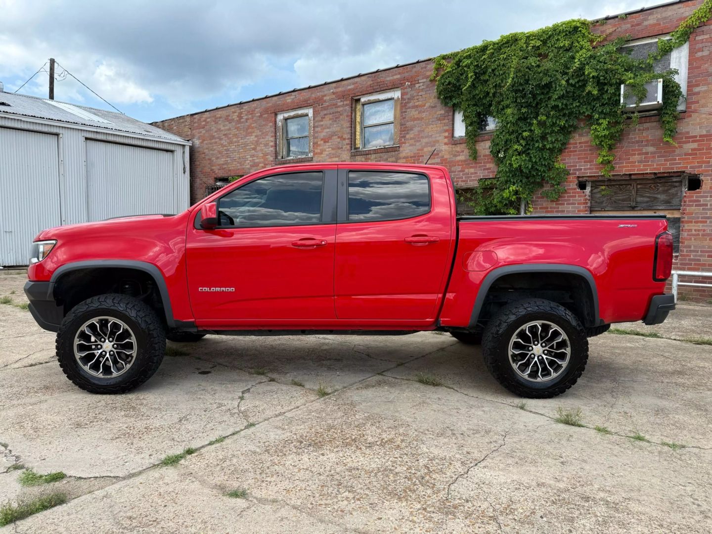 2018 Chevrolet Colorado Crew Cab - Image 4
