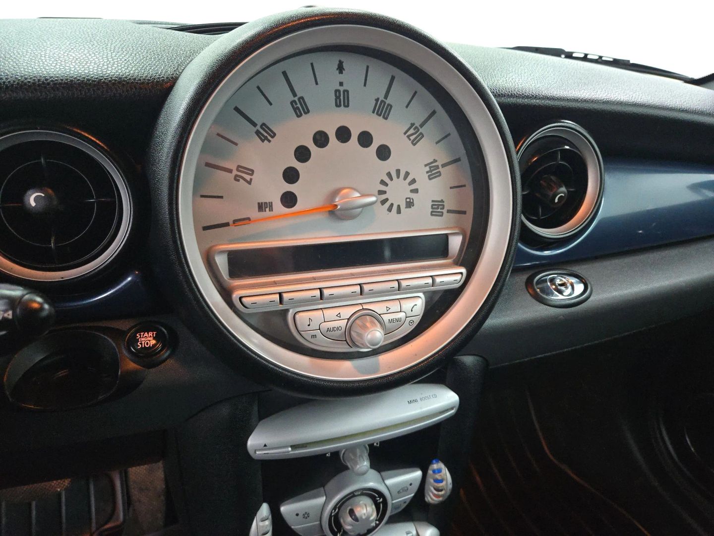 2010 Mini Convertible - Image 14