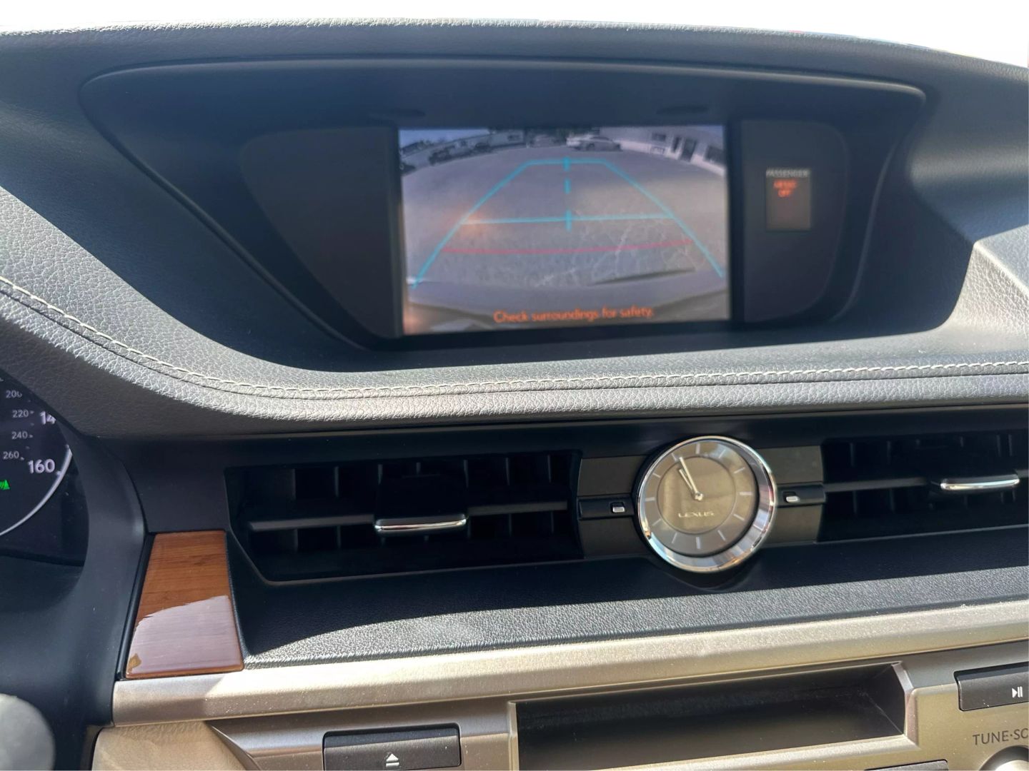 2013 LEXUS ES SEDAN 4-CYL, HYBRID, 2.5 LITER ES 300H SEDAN 4D