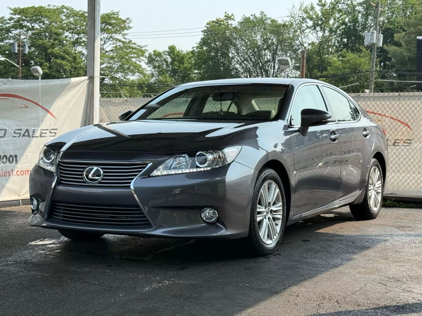 2014 Lexus Es - Image 3