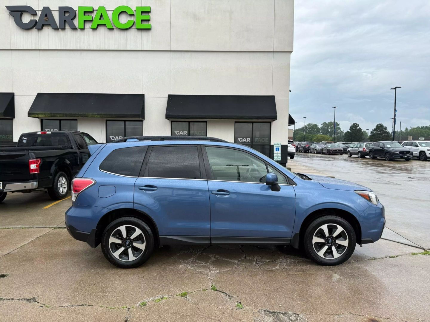 2017 Subaru Forester - Image 16