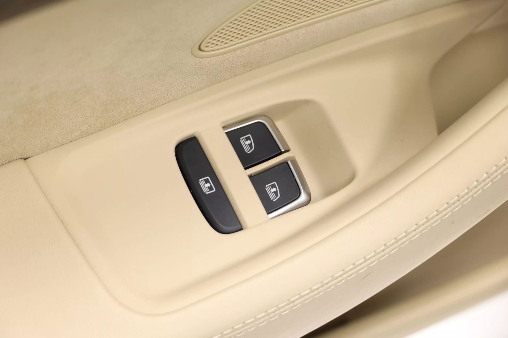 2015 Audi A8 - Image 49