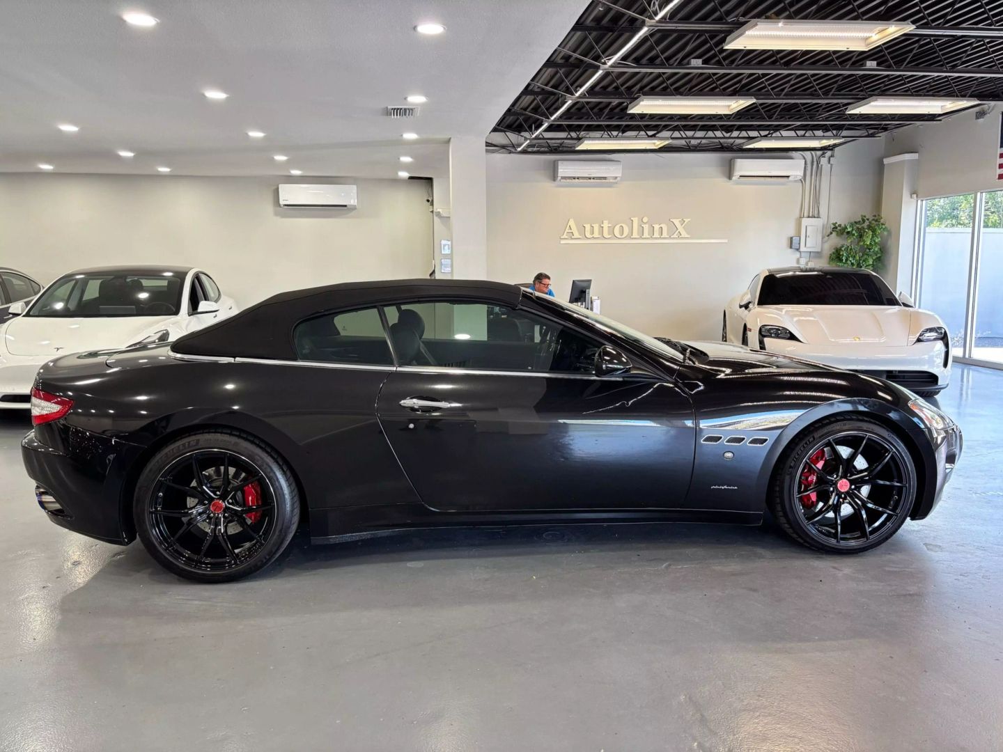 2010 Maserati Granturismo Convertible 2d - Image 8