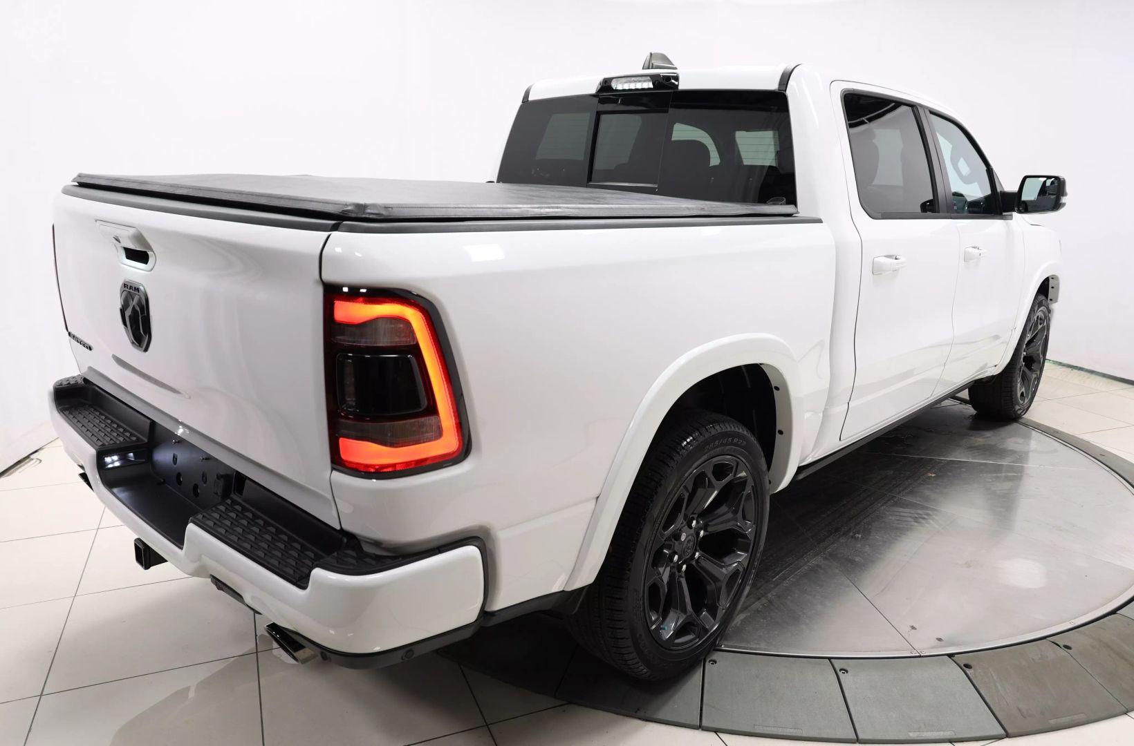 2023 Ram 1500 Crew Cab - Image 68