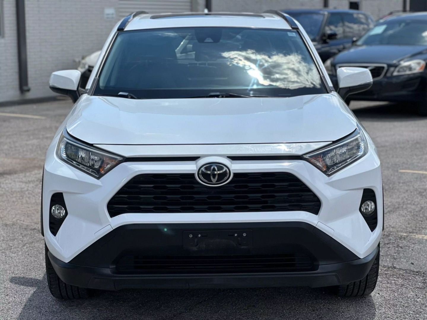 2019 Toyota Rav4 - Image 10