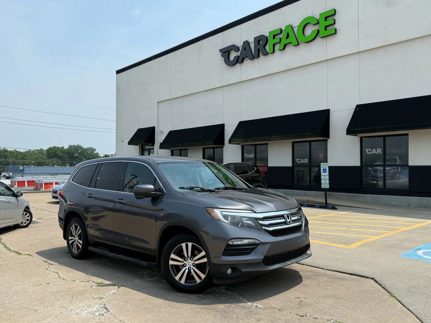 2017 Honda Pilot - Image 1