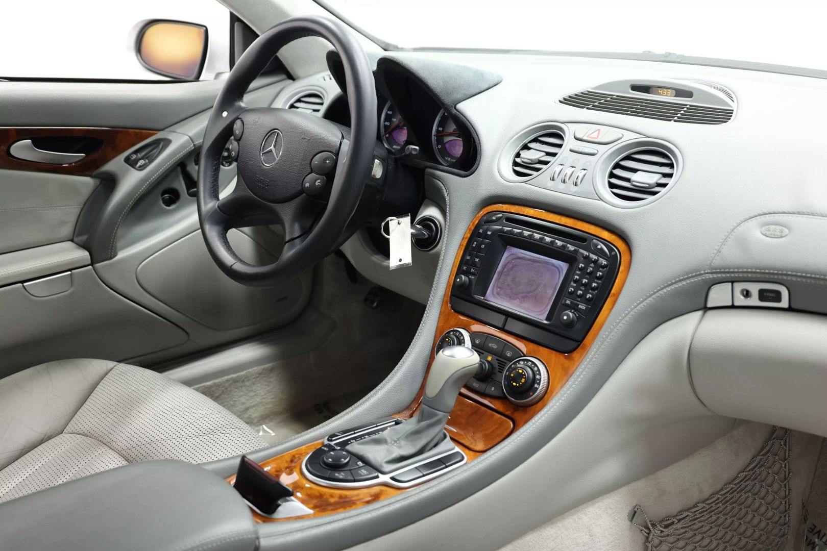 2004 Mercedes-benz Sl-class - Image 77
