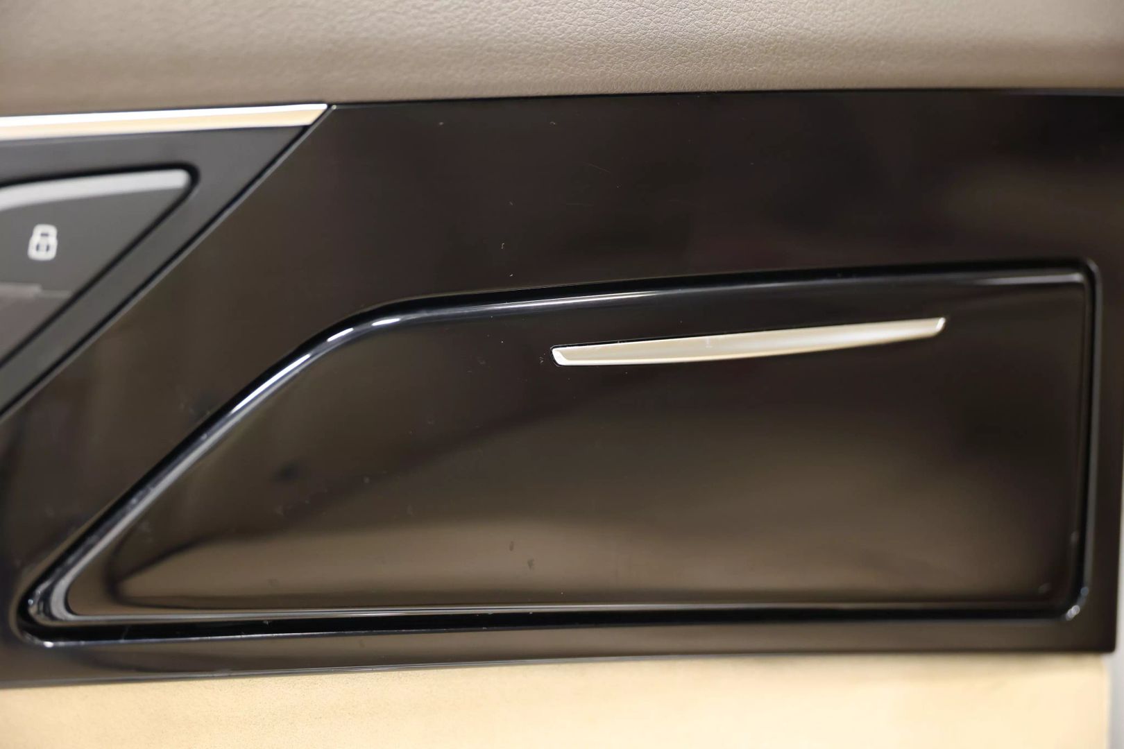 2015 Audi A8 - Image 51
