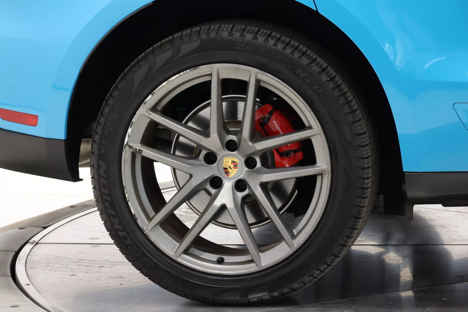 2022 Porsche Macan - Image 103
