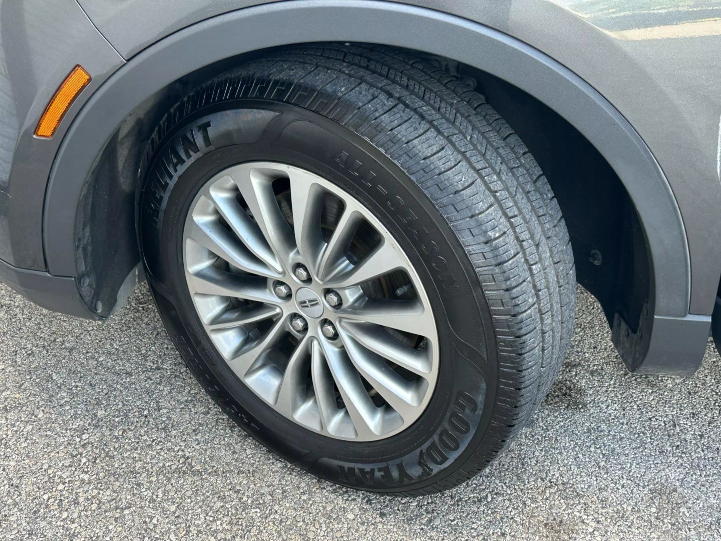 2018 Lincoln Mkx - Image 45