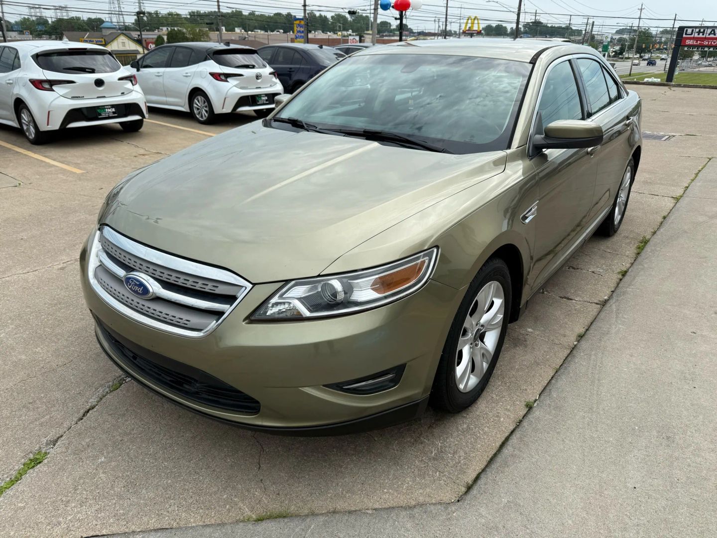 2012 Ford Taurus - Image 4