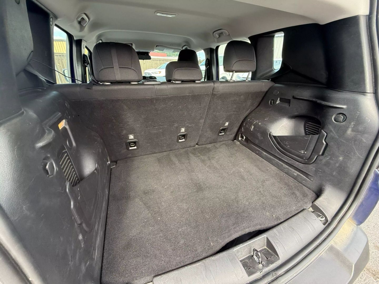 2021 Jeep Renegade - Image 15