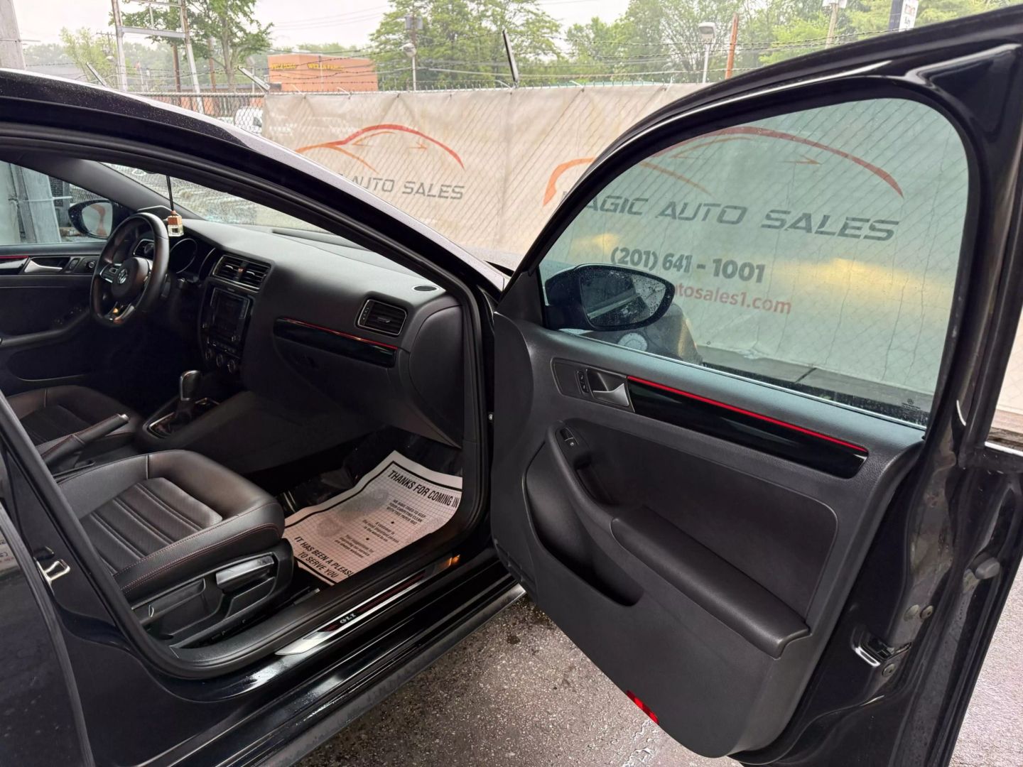2017 Volkswagen Jetta - Image 24
