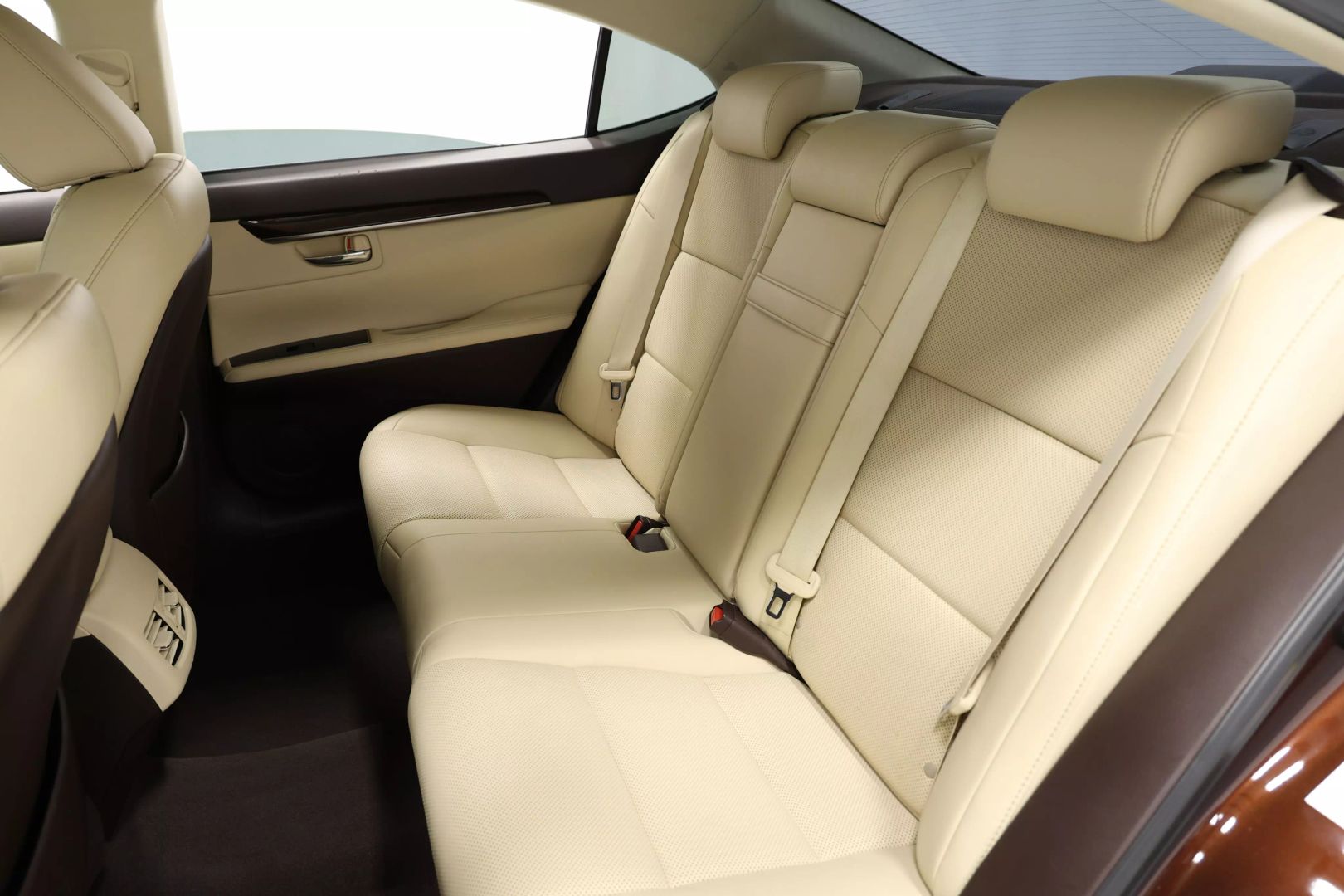 2016 Lexus Es - Image 3