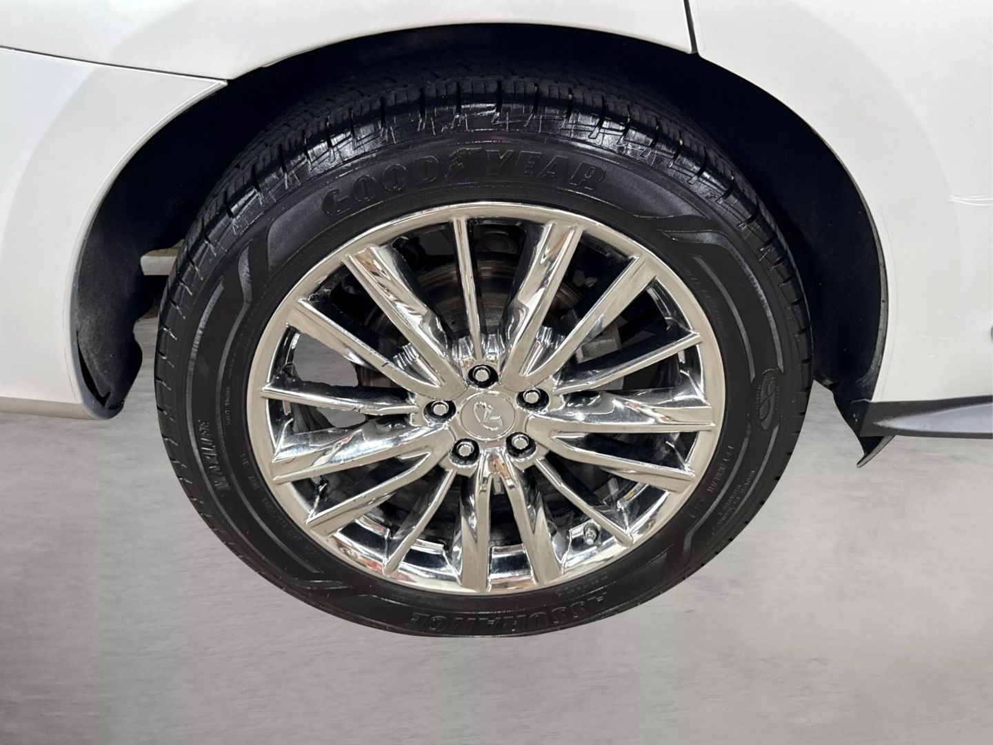 2018 Infiniti Qx60 - Image 16