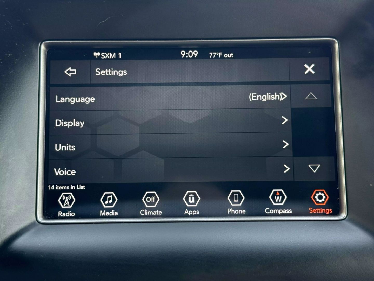 2018 Jeep Grand Cherokee - Image 35