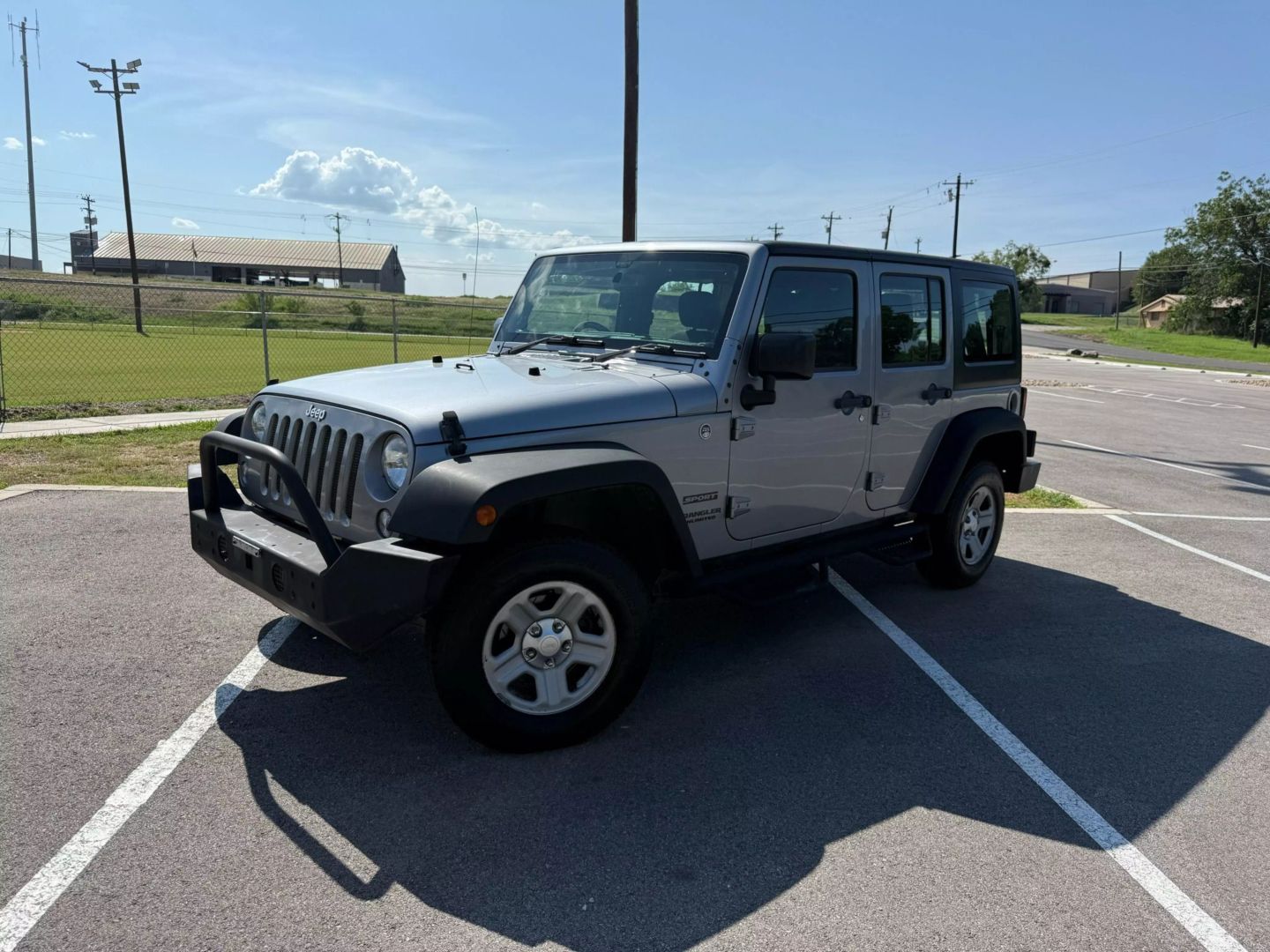 2015 Jeep Wrangler - Image 20