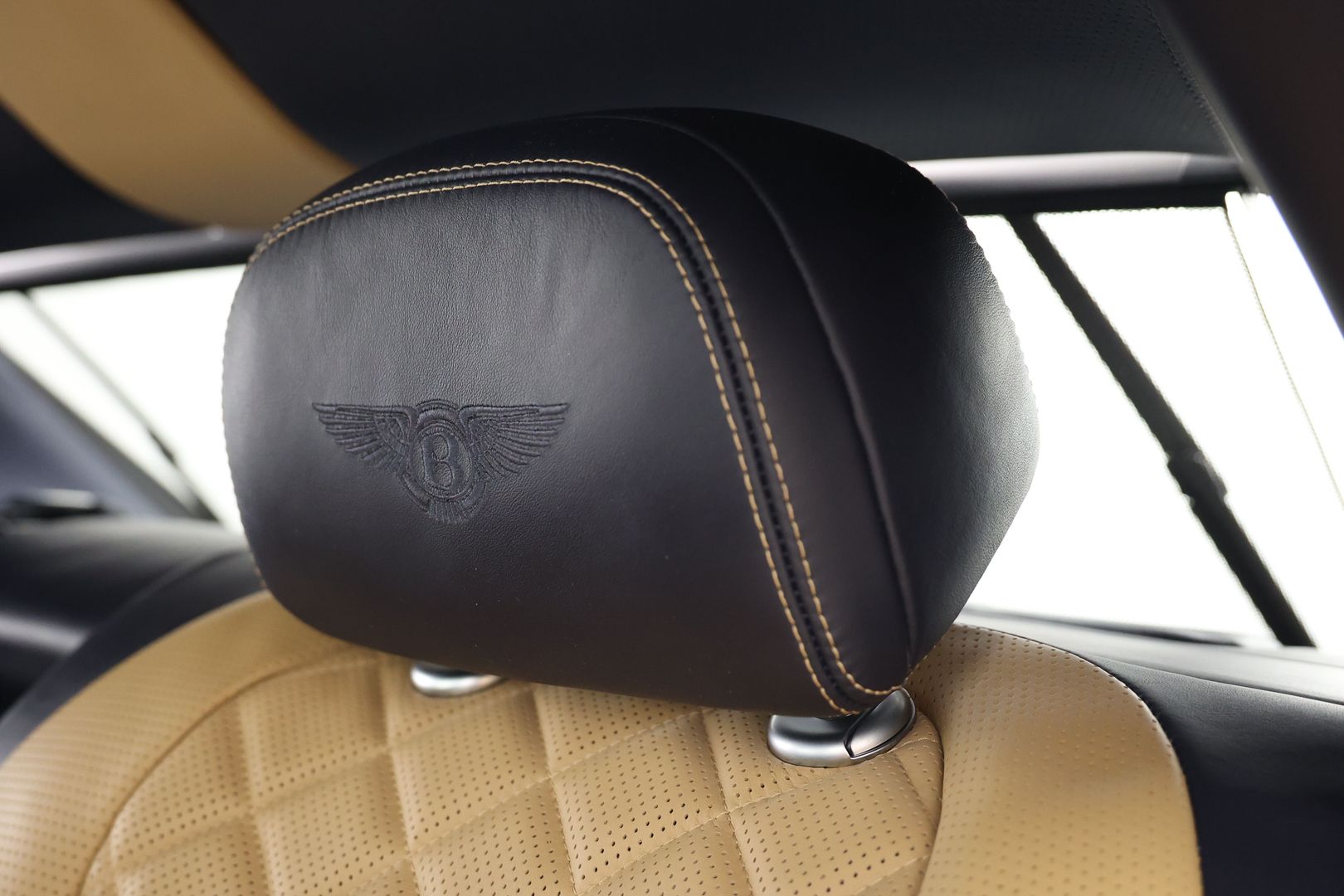 2017 Bentley Flying Spur - Image 51