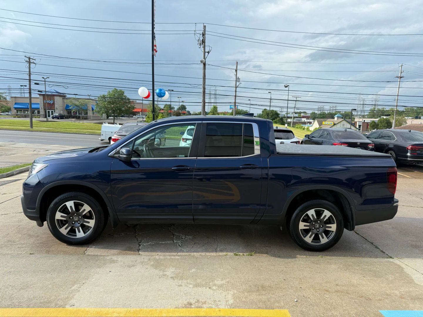 2019 Honda Ridgeline - Image 6