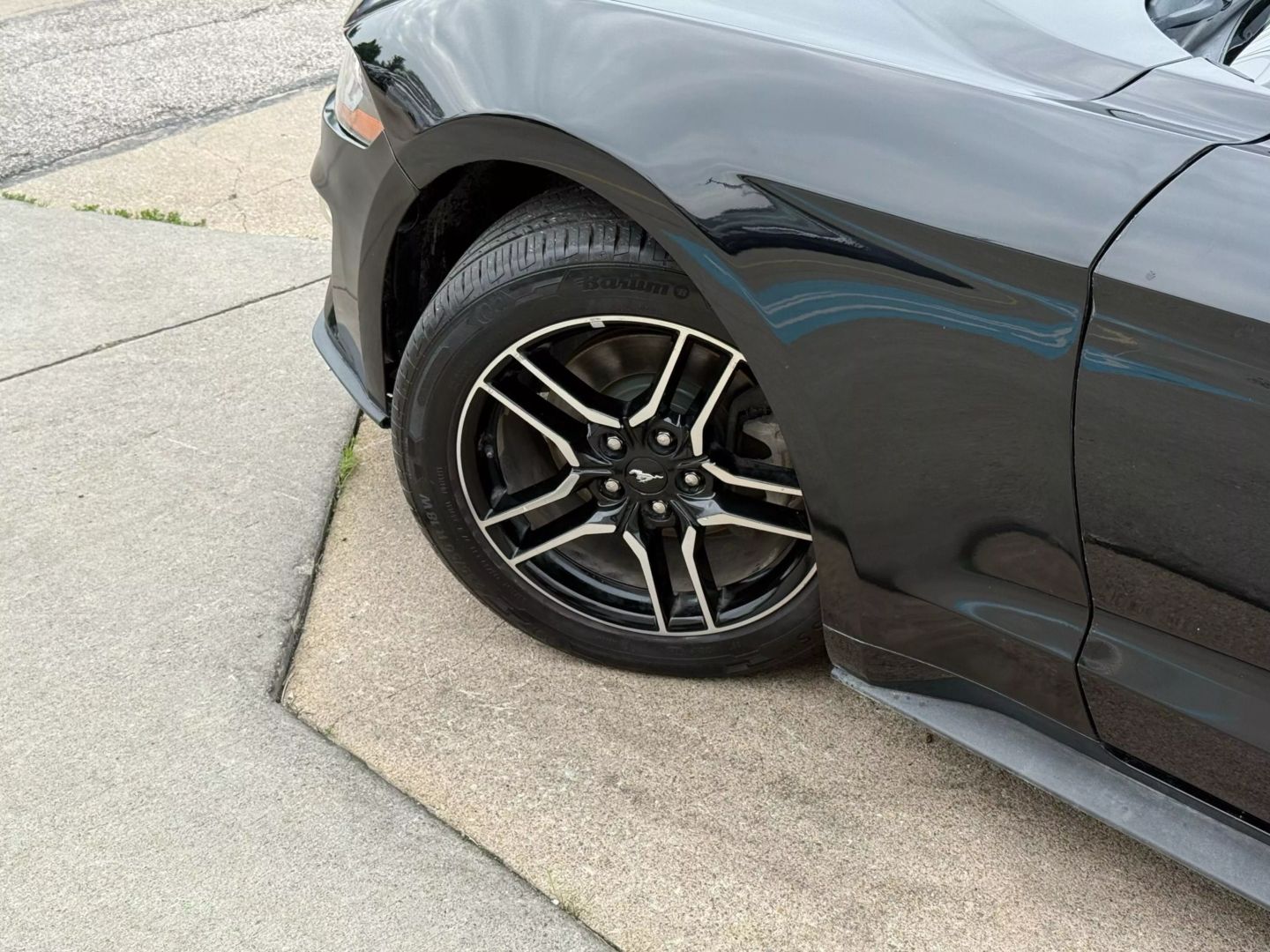 2019 Ford Mustang - Image 44