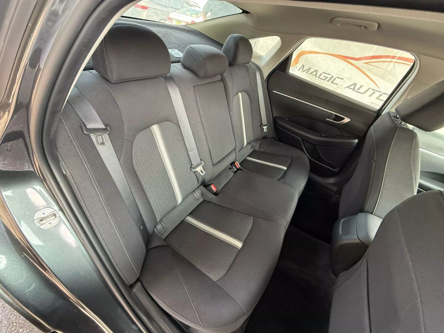 2025 Hyundai Sonata - Image 23