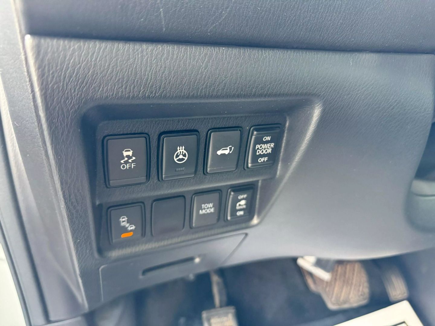 2017 Nissan Pathfinder - Image 38