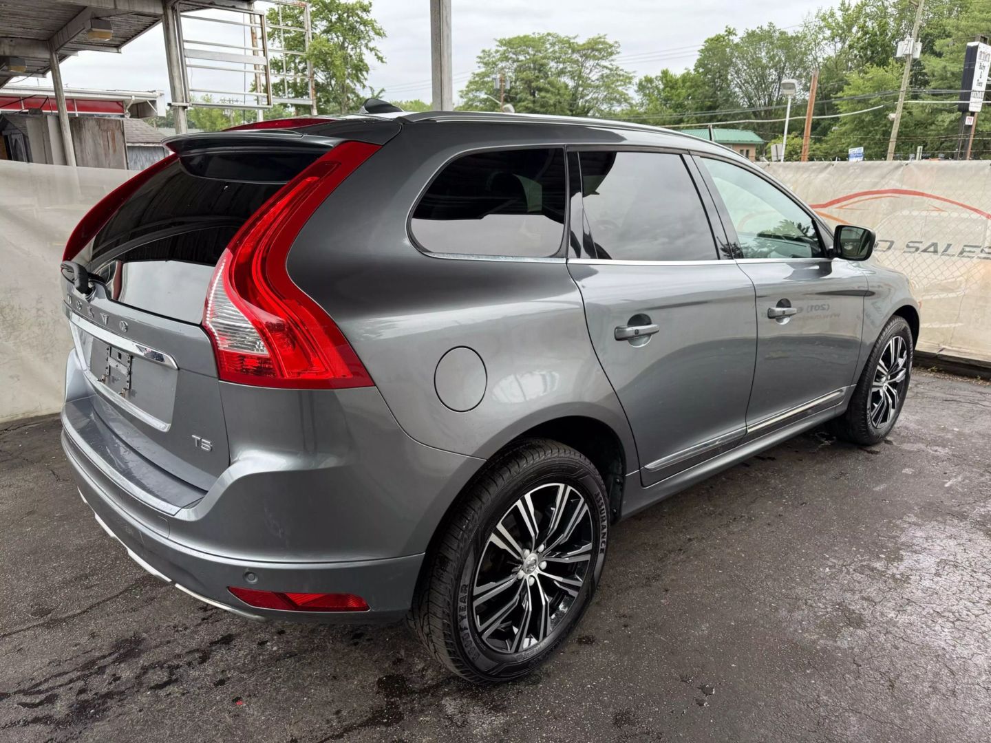 2016 Volvo Xc60 - Image 12