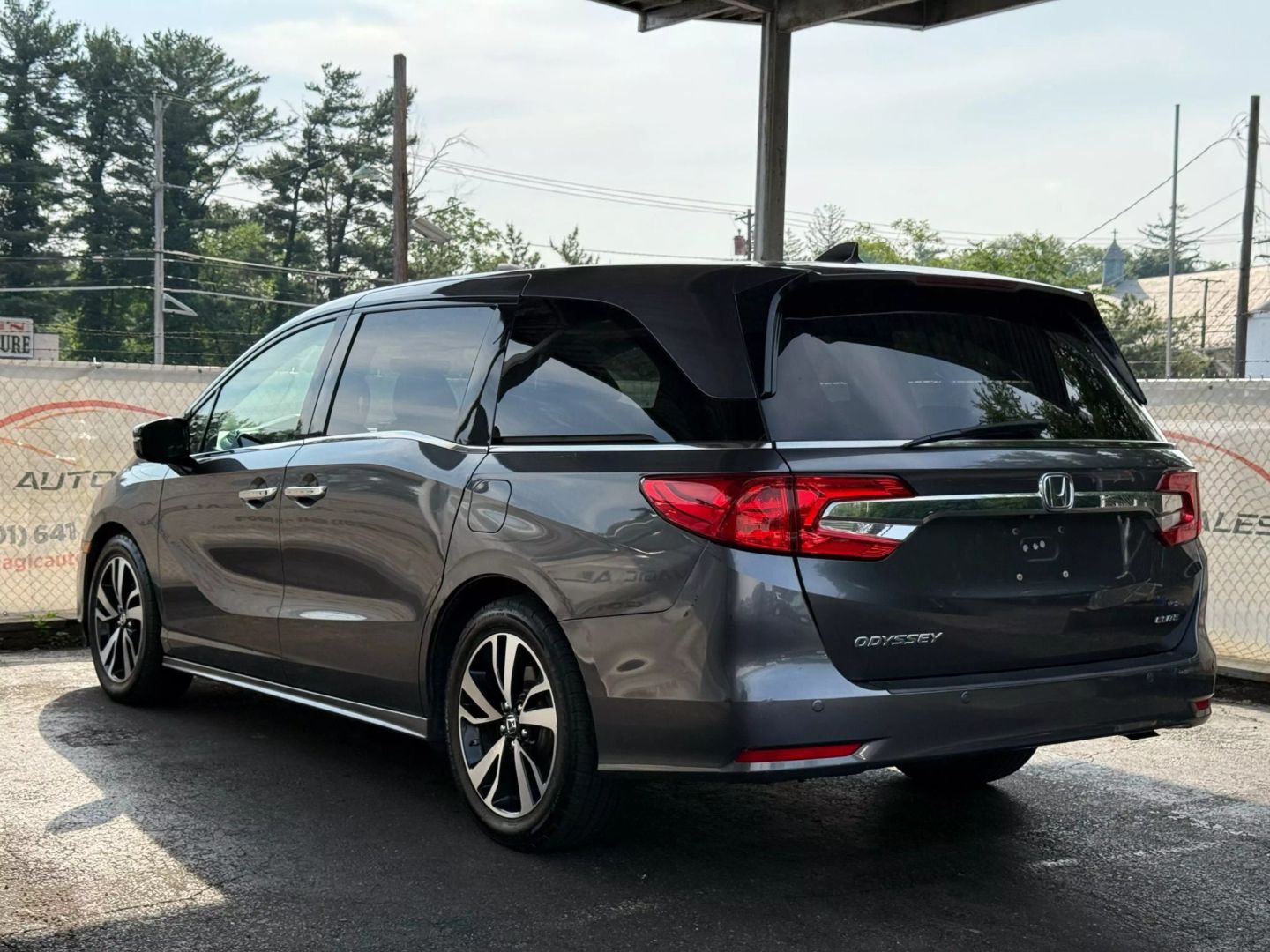 2018 Honda Odyssey - Image 9