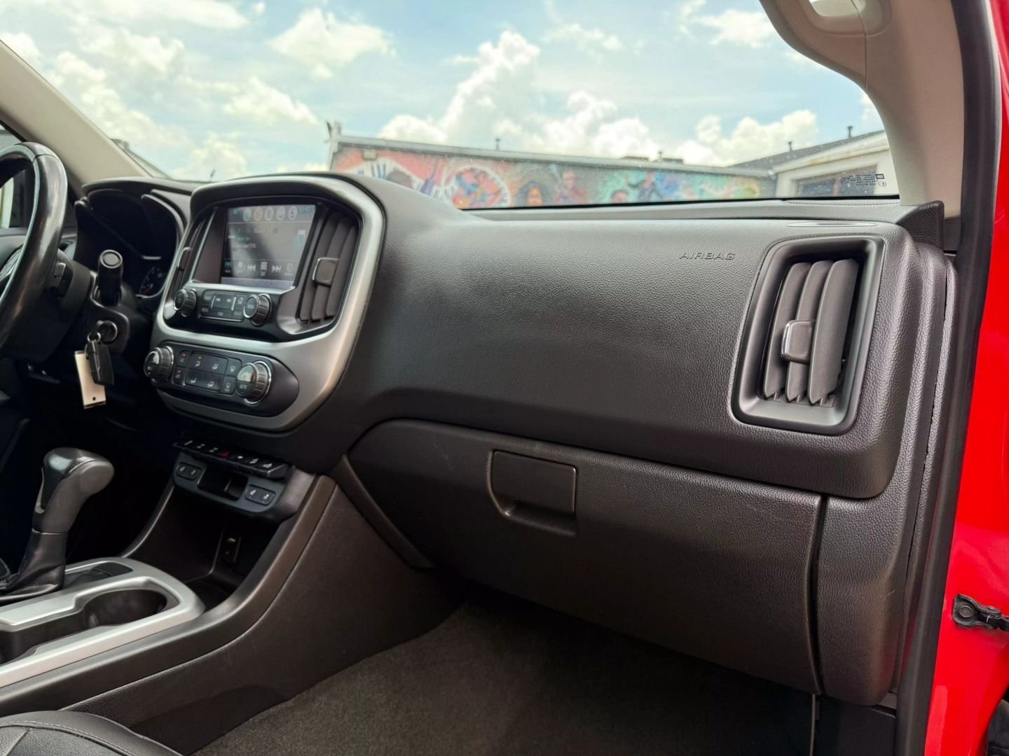2018 Chevrolet Colorado Crew Cab - Image 22