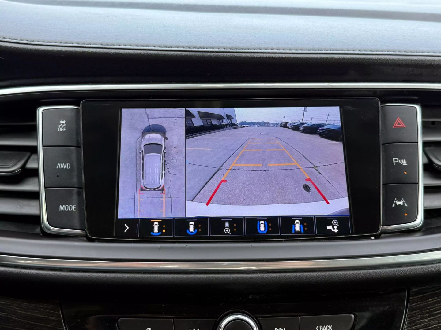 2020 Buick Enclave - Image 40