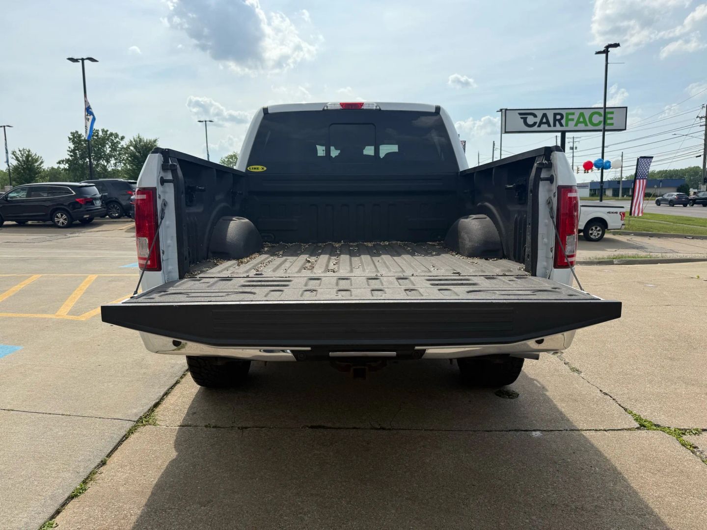 2017 Ford F150 Supercrew Cab - Image 12
