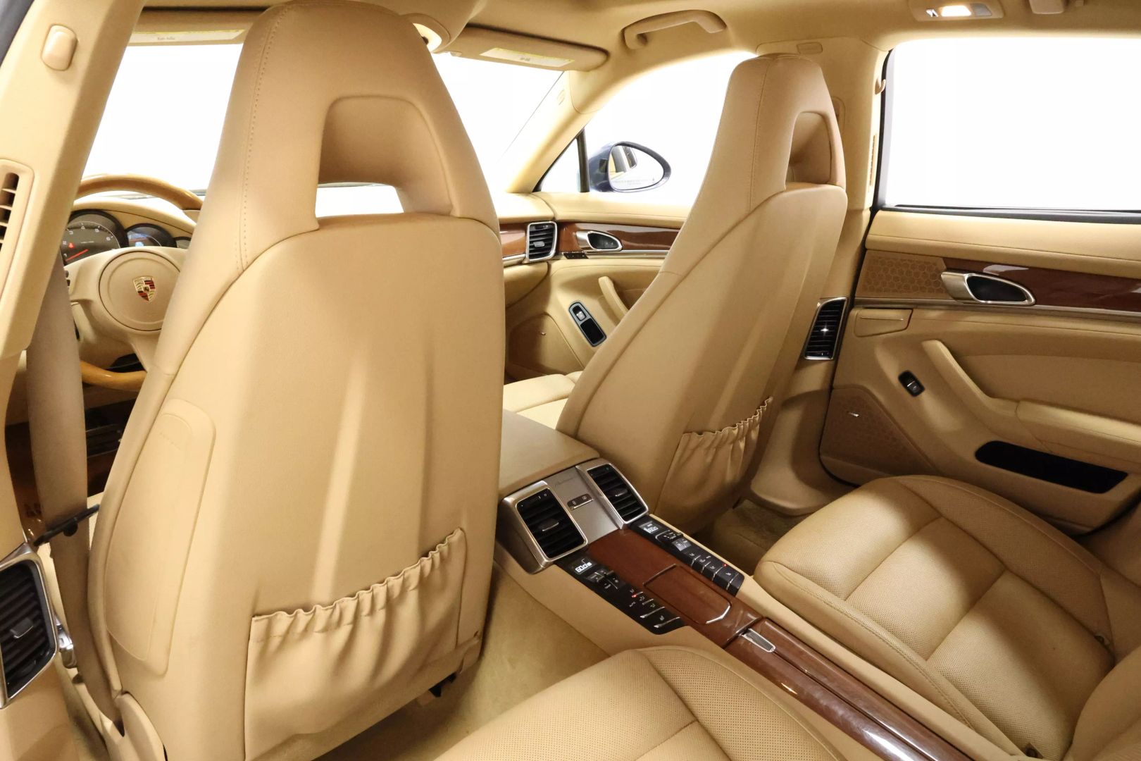 2014 Porsche Panamera - Image 60