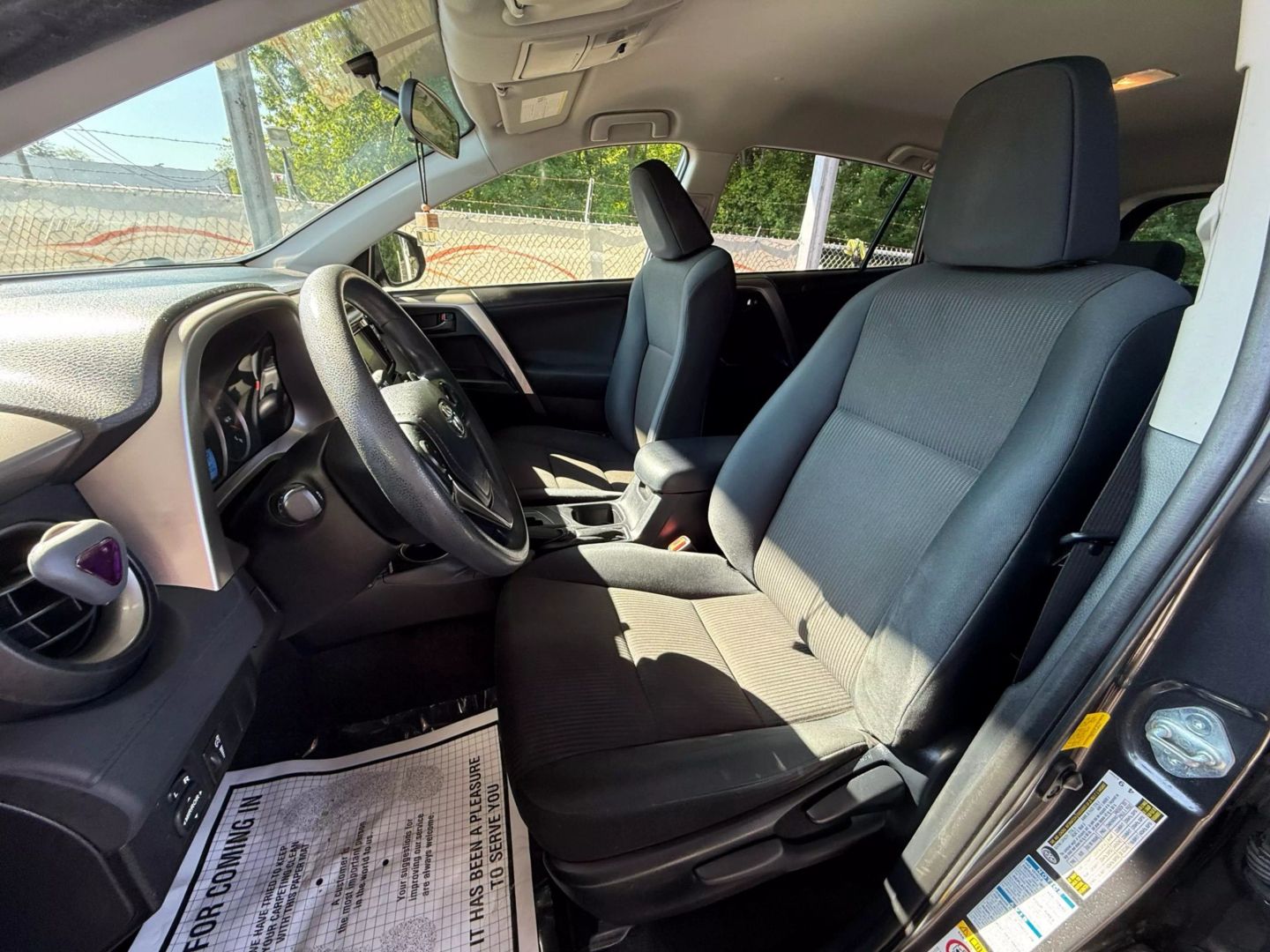 2016 Toyota Rav4 - Image 16