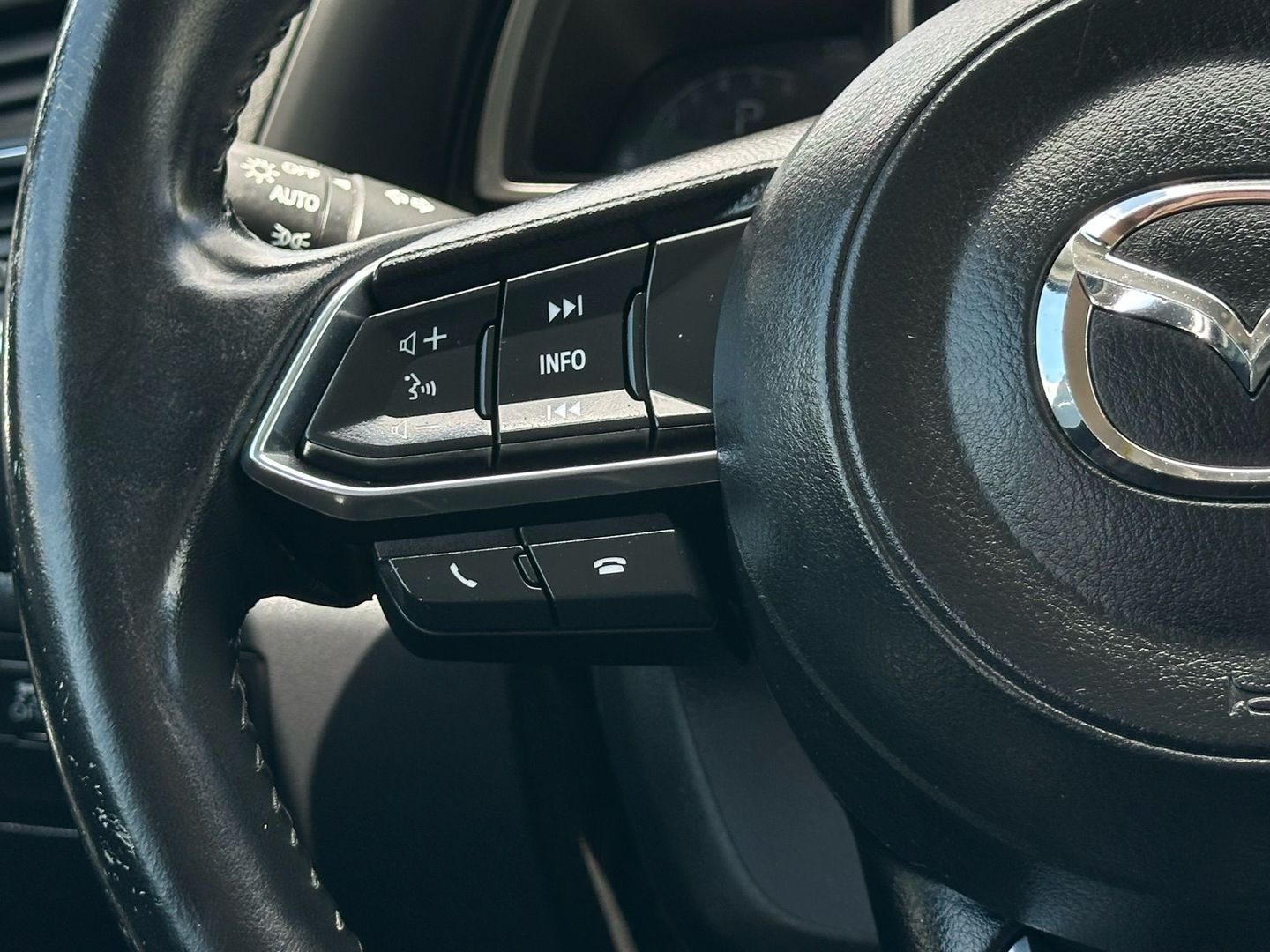 2018 Mazda Mazda3 - Image 27