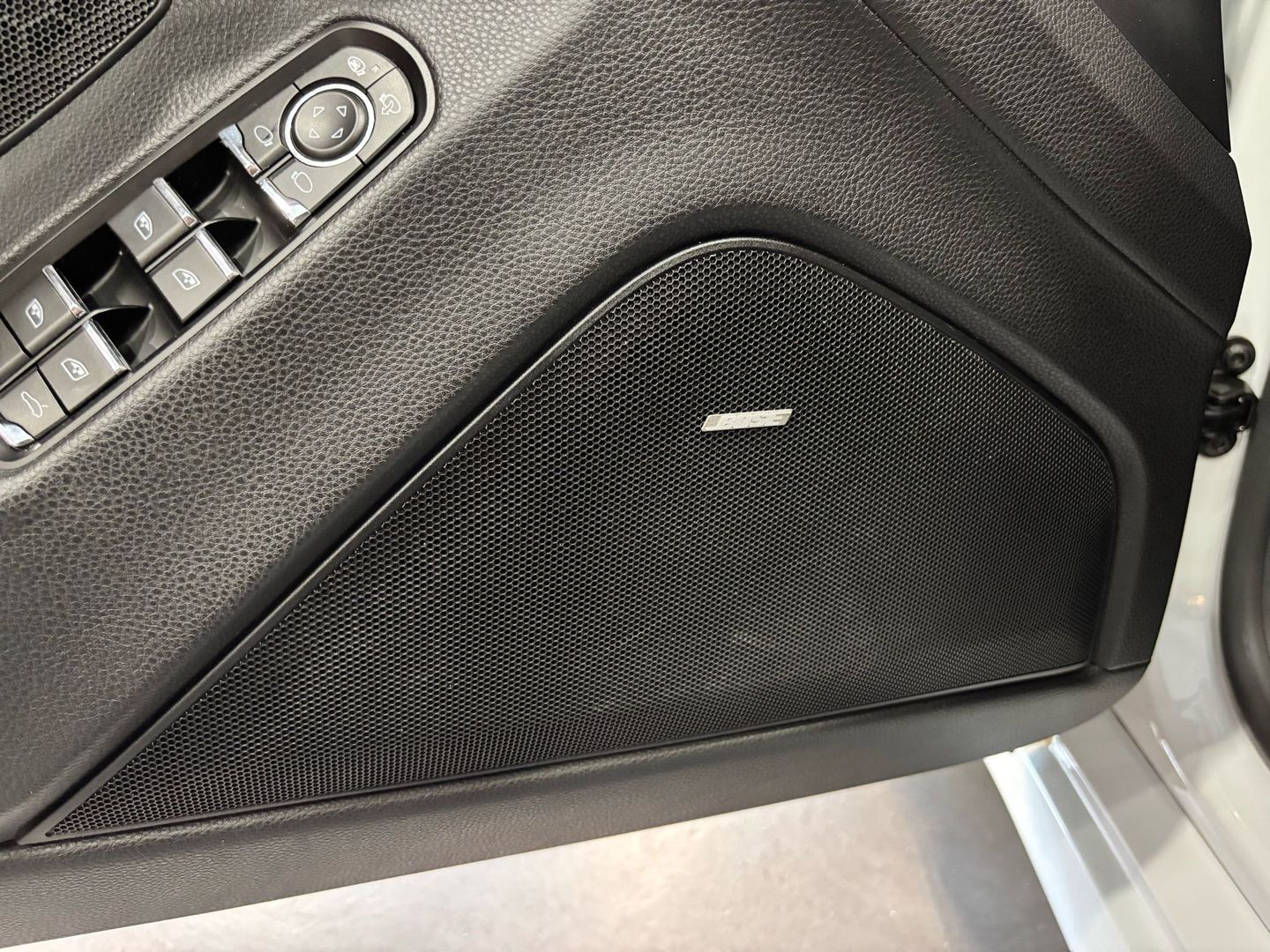 2014 Porsche Panamera S E-hybrid Sedan 4d - Image 32