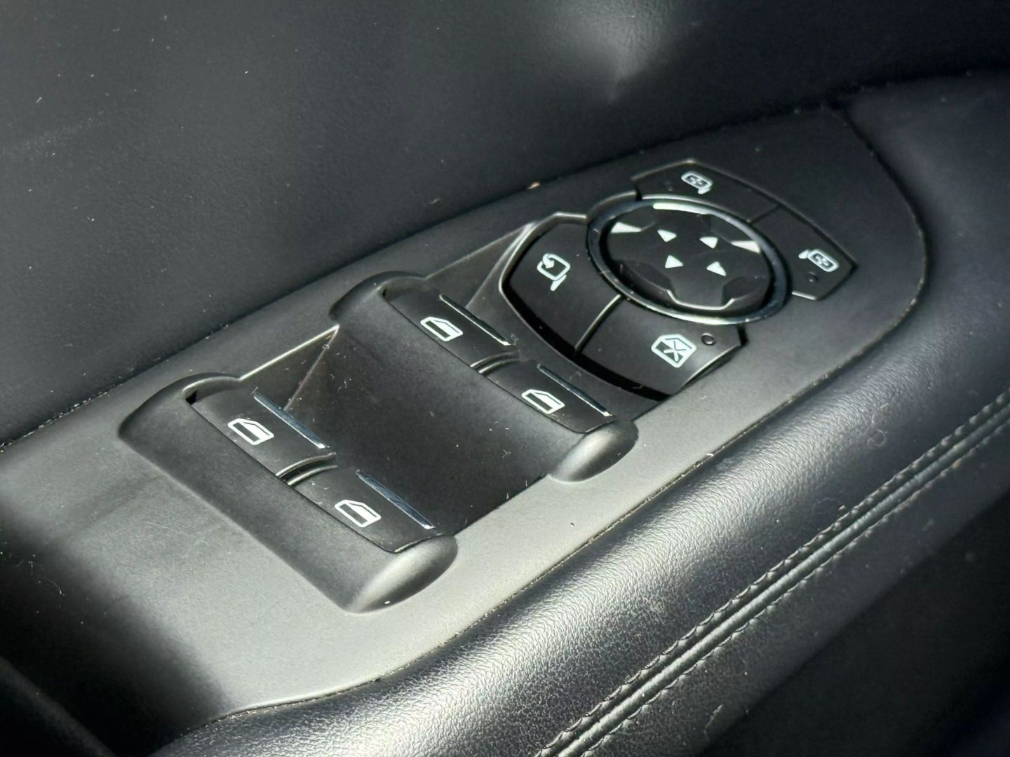 2017 Lincoln Mkz - Image 47
