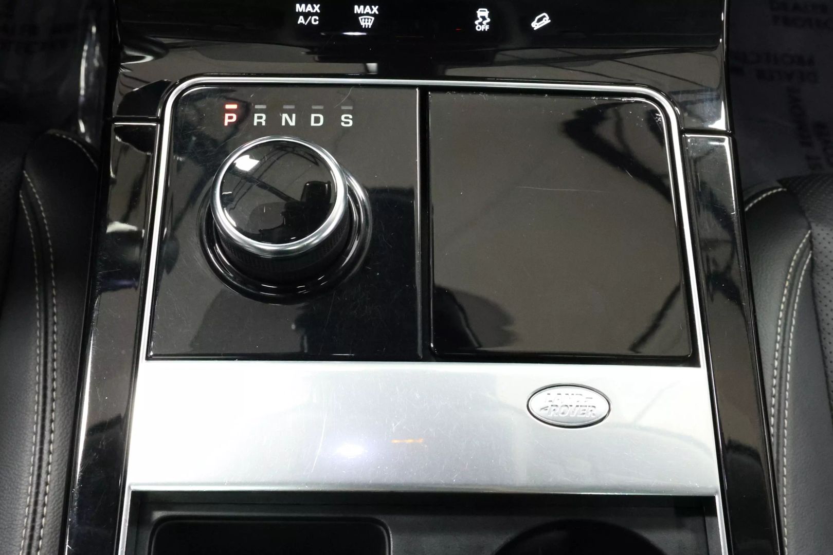 2019 Land Rover Range Rover Velar - Image 38
