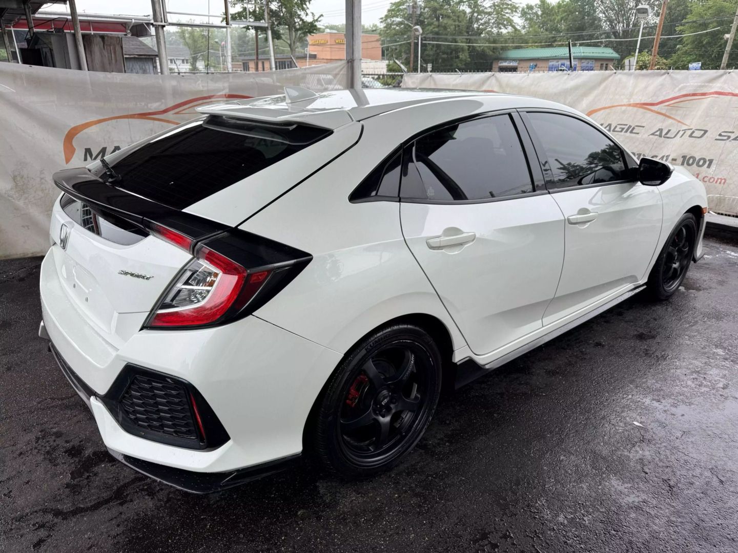 2018 Honda Civic - Image 12