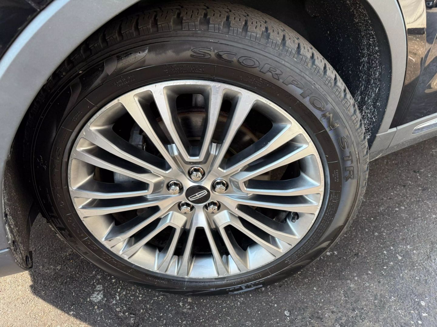 2016 Lincoln Mkx - Image 41
