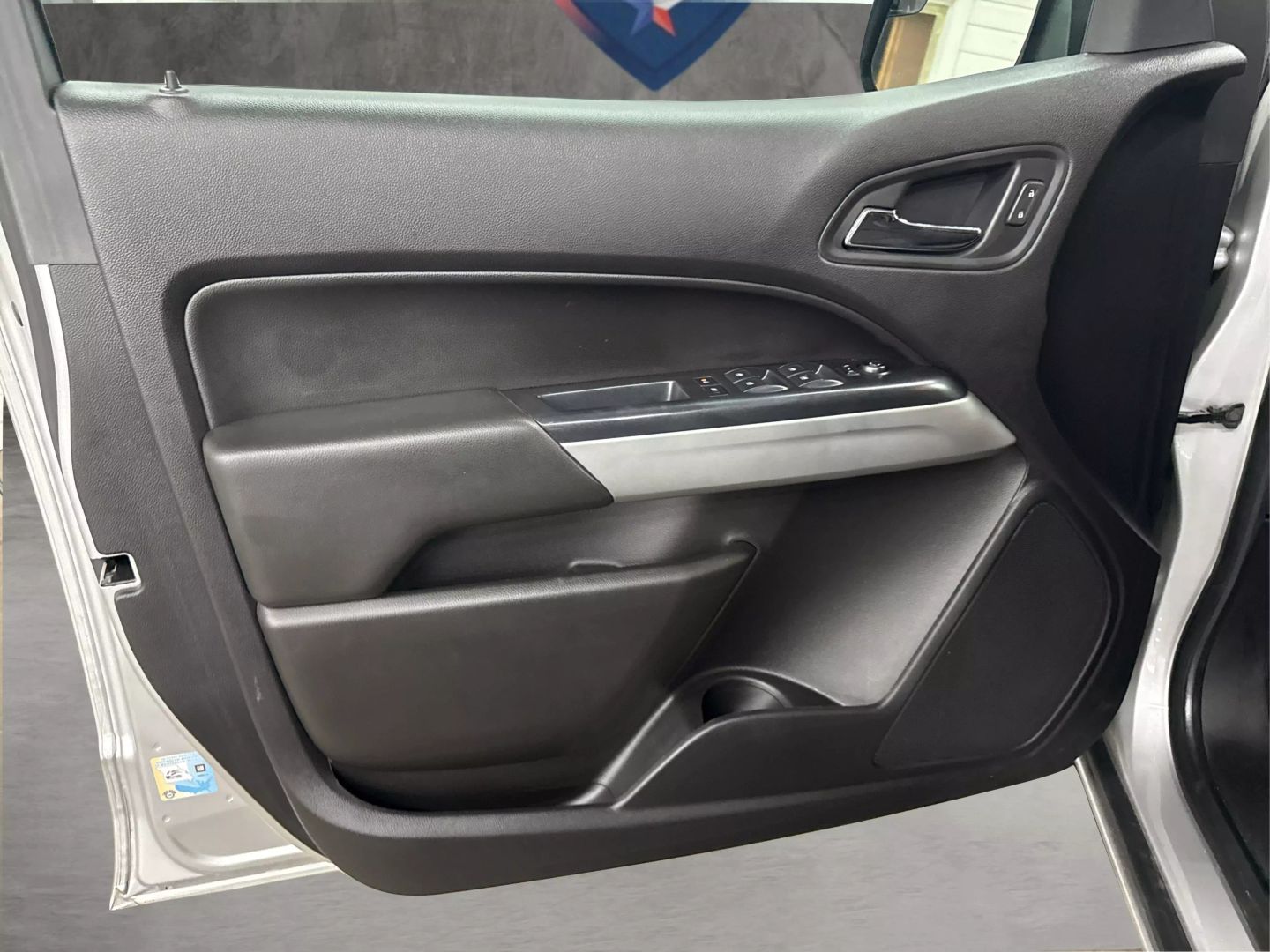 2018 Chevrolet Colorado Crew Cab - Image 34