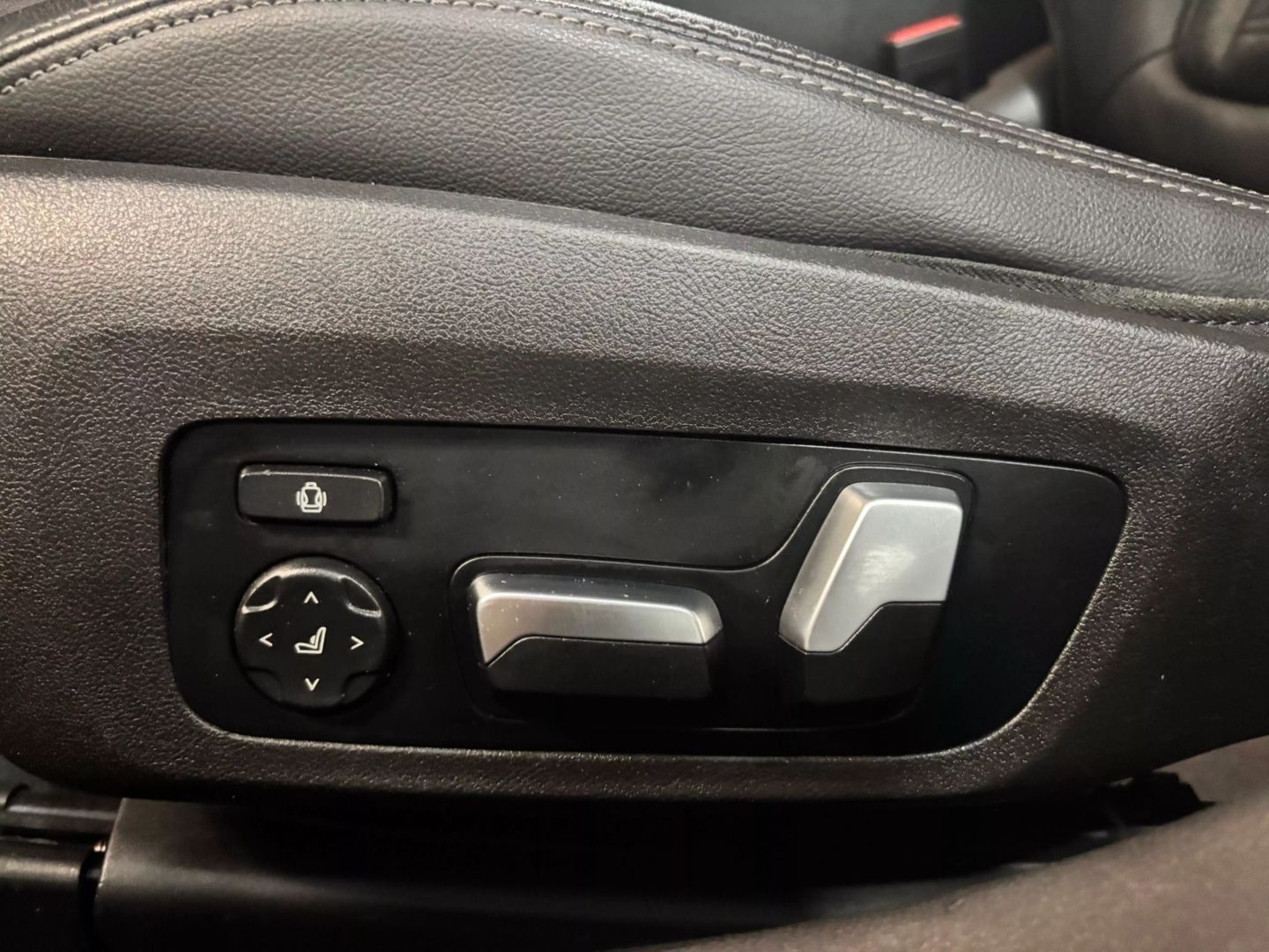 2020 Bmw 3 Series M340i Sedan 4d - Image 11